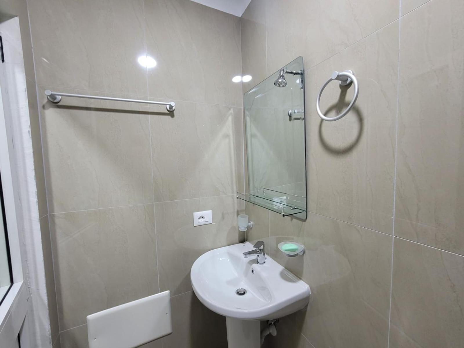 Caca Hotel Rinas Ngoại thất bức ảnh